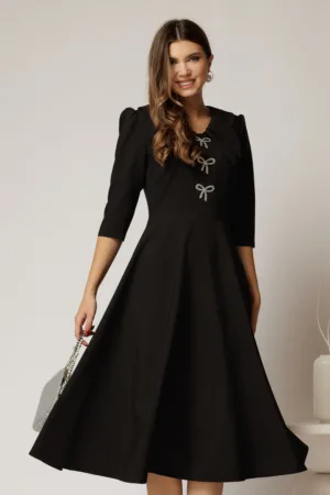 Rochie midi neagra cu guler dublu si funde argintii