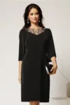 Rochie midi neagra din triplu voal cu croi drept si paiete la decolteu