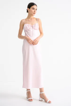 Rochie midi satinara cu bretele elastice