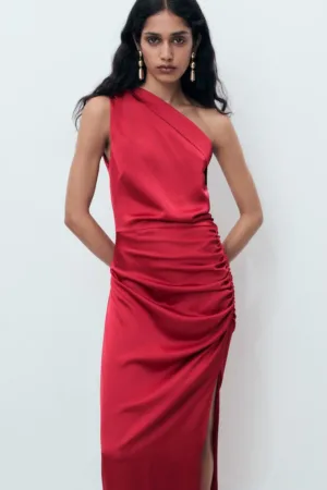 Rochie midi satinata cu decolteu pe un umar si detaliu drapat