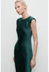 Rochie midi satinata fara maneci
