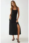 Rochie midi  texturata - guler patrat - neagra - tricot