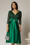 Rochie midi verde de ocazie din tafta si bustul cu paiete si dantela