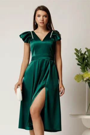 Rochie midi verde din tafta in clos cu perlute si volane la maneci