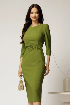 Rochie midi verde fistic eleganta cu accesoriu pe talie si pliuri