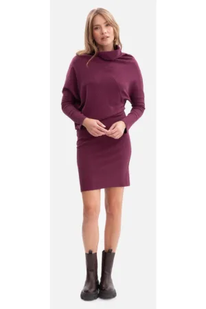 Rochie mini - B309 Pruna tricot - fara inchizatoare - top lejer - baza mulata - talie inalta - maneci lungi - cu guler