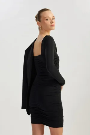 Rochie mini cambrata cu model uni