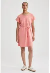 Rochie mini cu decolteu rotund