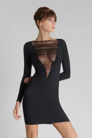 Rochie mini cu detalii din tul