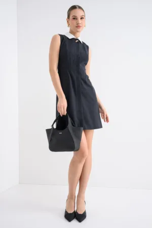 Rochie mini cu dungi discrete si guler de blana sintetica Kaledoni