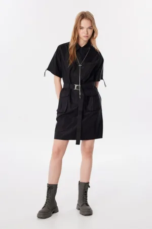 Rochie mini cu fermoar - buzunare cu clapa si curea in talie
