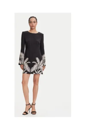 Rochie mini cu maneca lunga si model floral