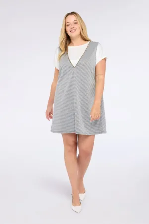 Rochie mini cu model si decolteu in V