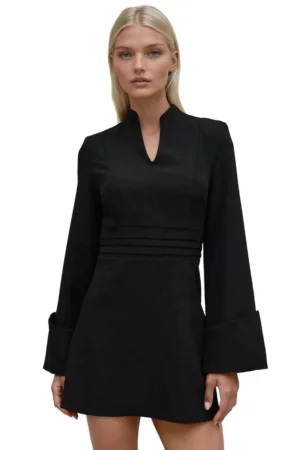 Rochie mini -  decolteu in V - maneci lungi - textil