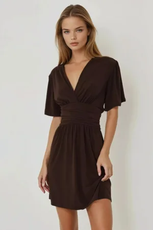 Rochie mini -  decolteu in V - maro - jerseu