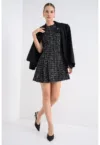 Rochie mini din amestec de lana cu aplicatie floare