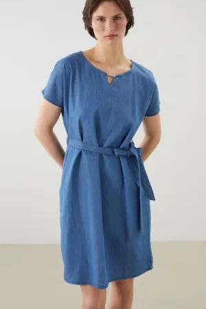 Rochie mini din denim cu cordon in talie