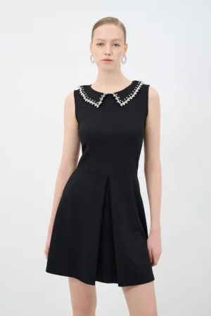 Rochie mini evazata cu guler Peter Pan cu strasuri