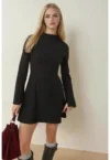 Rochie mini evazata -  guler inalt - maneci lungi - negru - textil