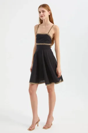 Rochie mini -  guler patrat - bretele spaghetti - neagra - textil