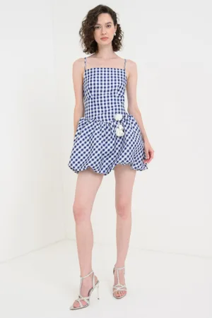 Rochie mini in carouri cu aplicatie decorativa