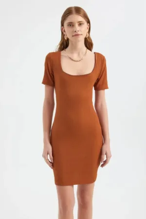 Rochie mini -  maneca scurta - maro - textil