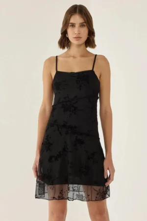 Rochie mini mulata cu dantela florala