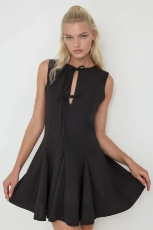 Rochie mini  slim fit - guler rotund - neagra - textil