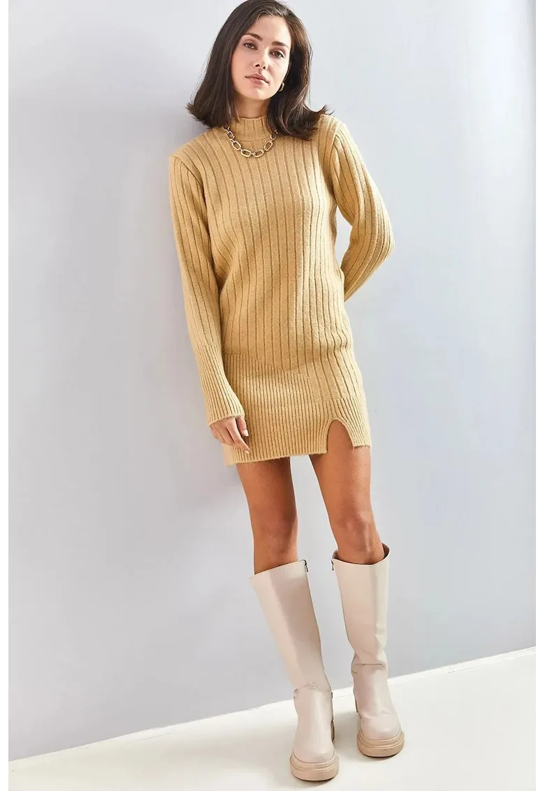 Rochie mini tricotata - guler inalt - textura cu nervuri - maro - tricot -