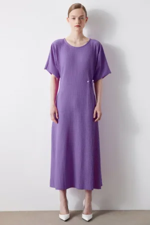 Rochie plisata cu decolteu rotund