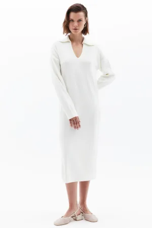 Rochie-pulover cu decolteu in V - Crem -