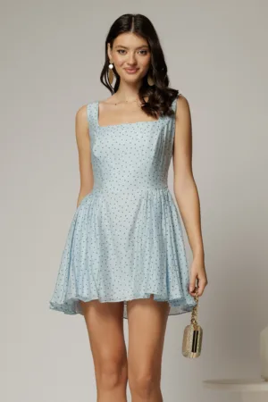Rochie scurta bleu cu buline din tencel cu snur la spate si decolteu patrat