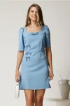 Rochie scurta bleu din stofa cu fundite