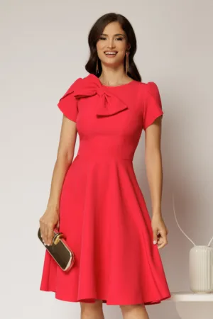 Rochie scurta corai cu croi clos si funda ampla
