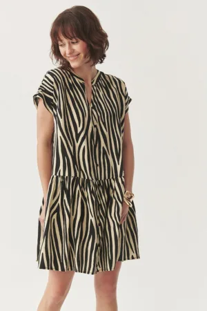 Rochie scurta cu animal print