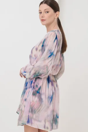 Rochie scurta cu croiala in A - model tie-dye si maneci lungi