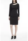 Rochie scurta cu decupaj