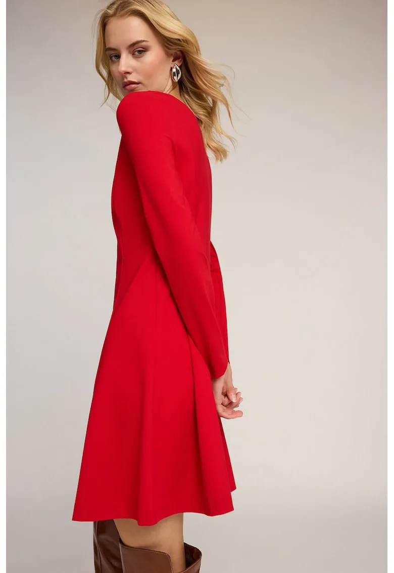 Rochie scurta cu maneci lungi si croiala in A