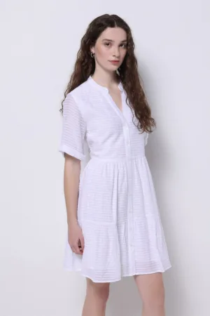 Rochie scurta evazata cu inchidere cu nasturi