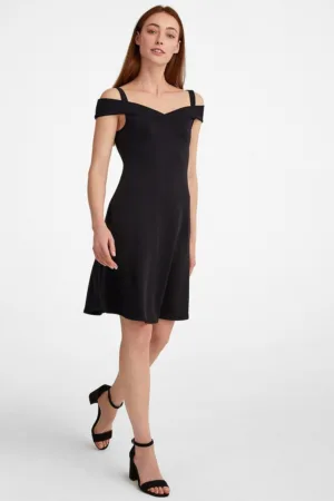 Rochie scurta fara maneci cu model uni