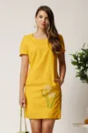 Rochie scurta galbena din in cu broderie florala pe fusta
