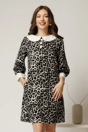 Rochie scurta gri din stofa cu imprimeu animal print si guler alb