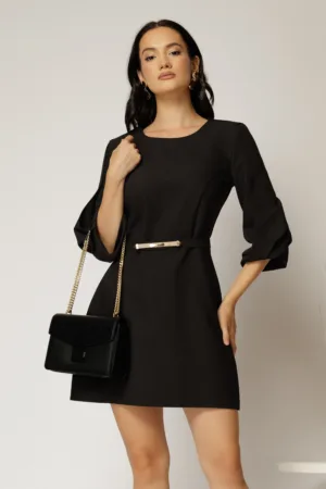 Rochie scurta neagra din stofa cu maneci bufante si curea in talie