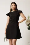 Rochie scurta neagra din stofa in cos cu perlute la decolteu- Moze
