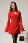 Rochie scurta rosie cu guler tip camasa si accesoriu