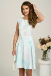 Rochie scurta turcoaz in clos cu flori si curtea in talie