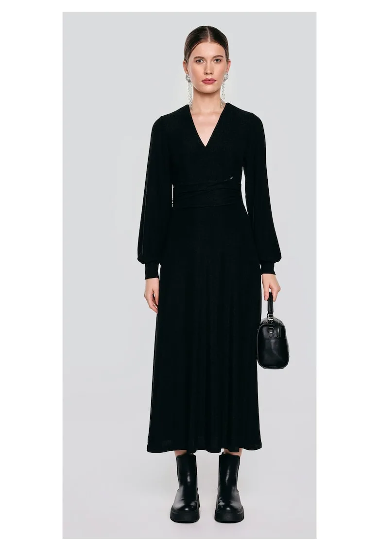 Rochie stralucitoare cu decolteu in V Daniela