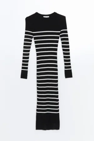 Rochie striata cu model in dungi