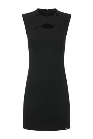 Rochie surta cu decupaje in zona decolteului