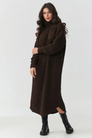 Rochie texturata cu guler rasucit -